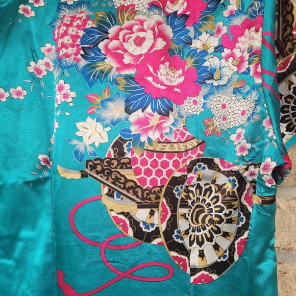 Oriental Gown - Picture 4 of 5